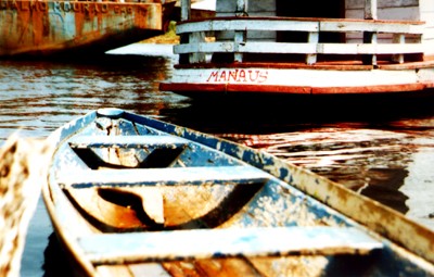 manaus_boat.jpg 43874 bytes