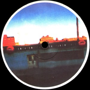 syncom001b
